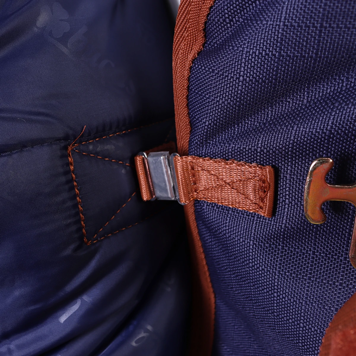 Deken Bucas X-Range Silk-Feel 0gr Donkerblauw - Afbeelding 4