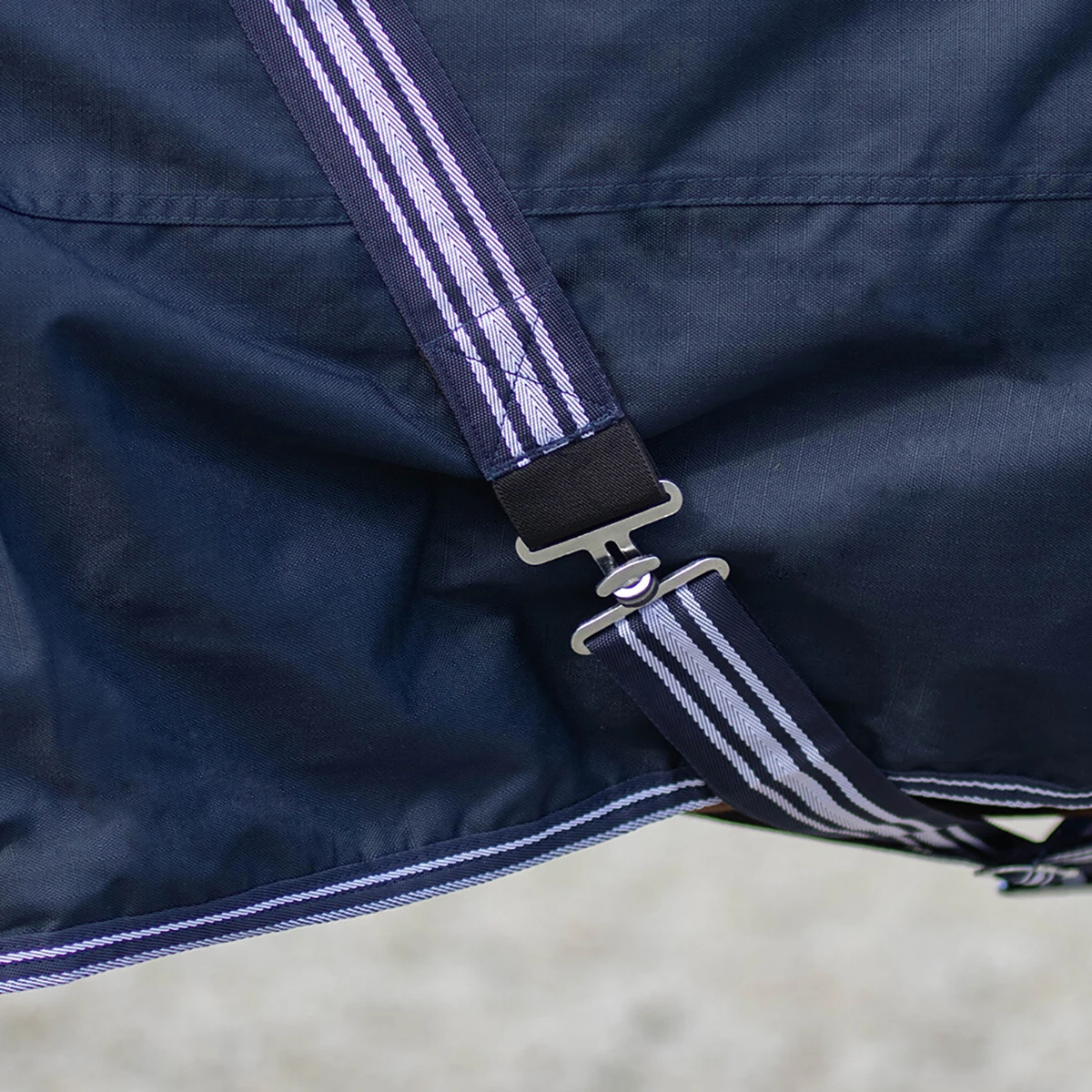 Deken QHP Turnout Luxe 0gr Donkerblauw - Afbeelding 4