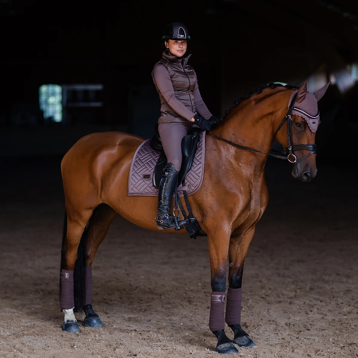 Oornetje Equestrian Stockholm Amaranth Bruin - Afbeelding 3