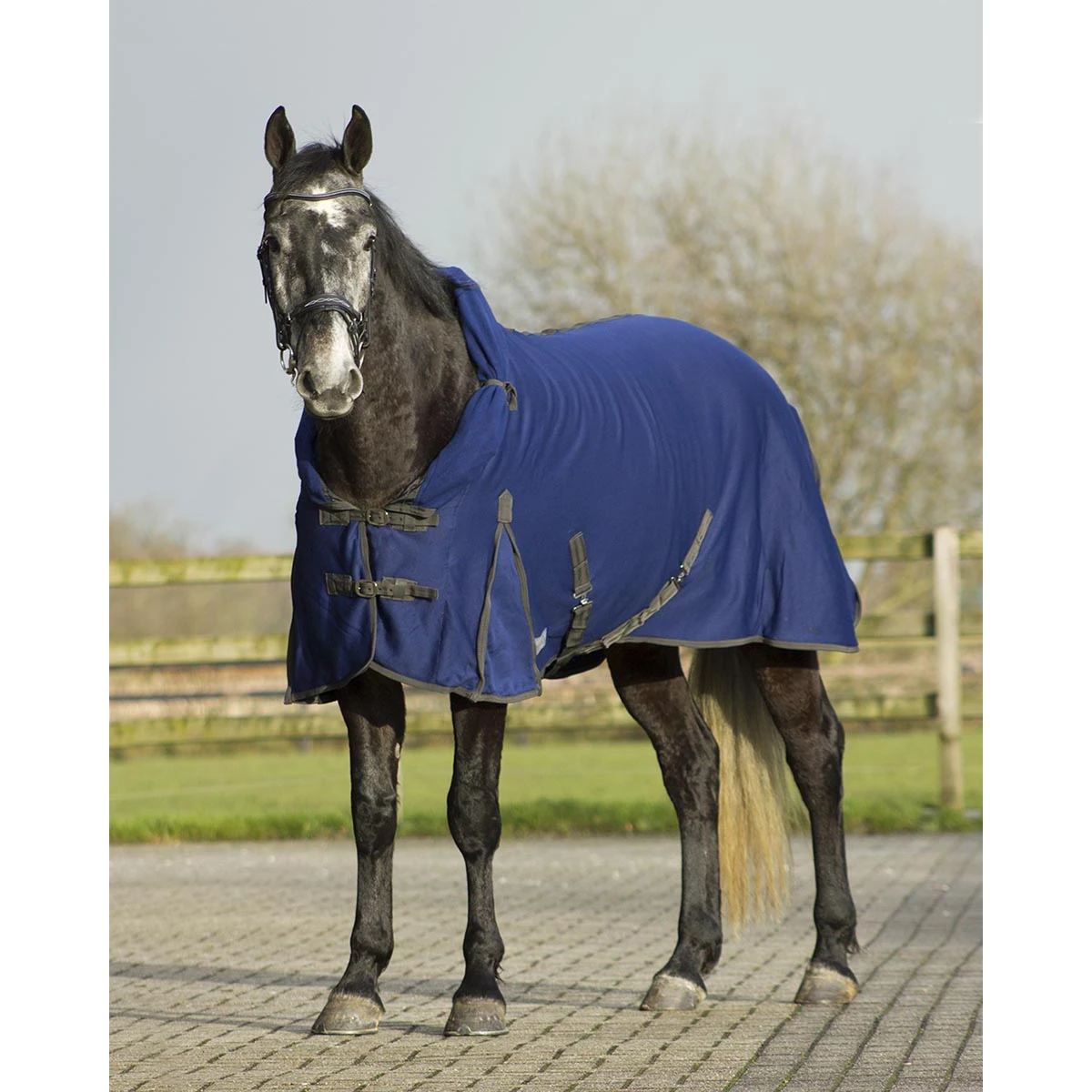 Zweetdeken QHP Quick Dry Met Hals Donkerblauw - Afbeelding 2